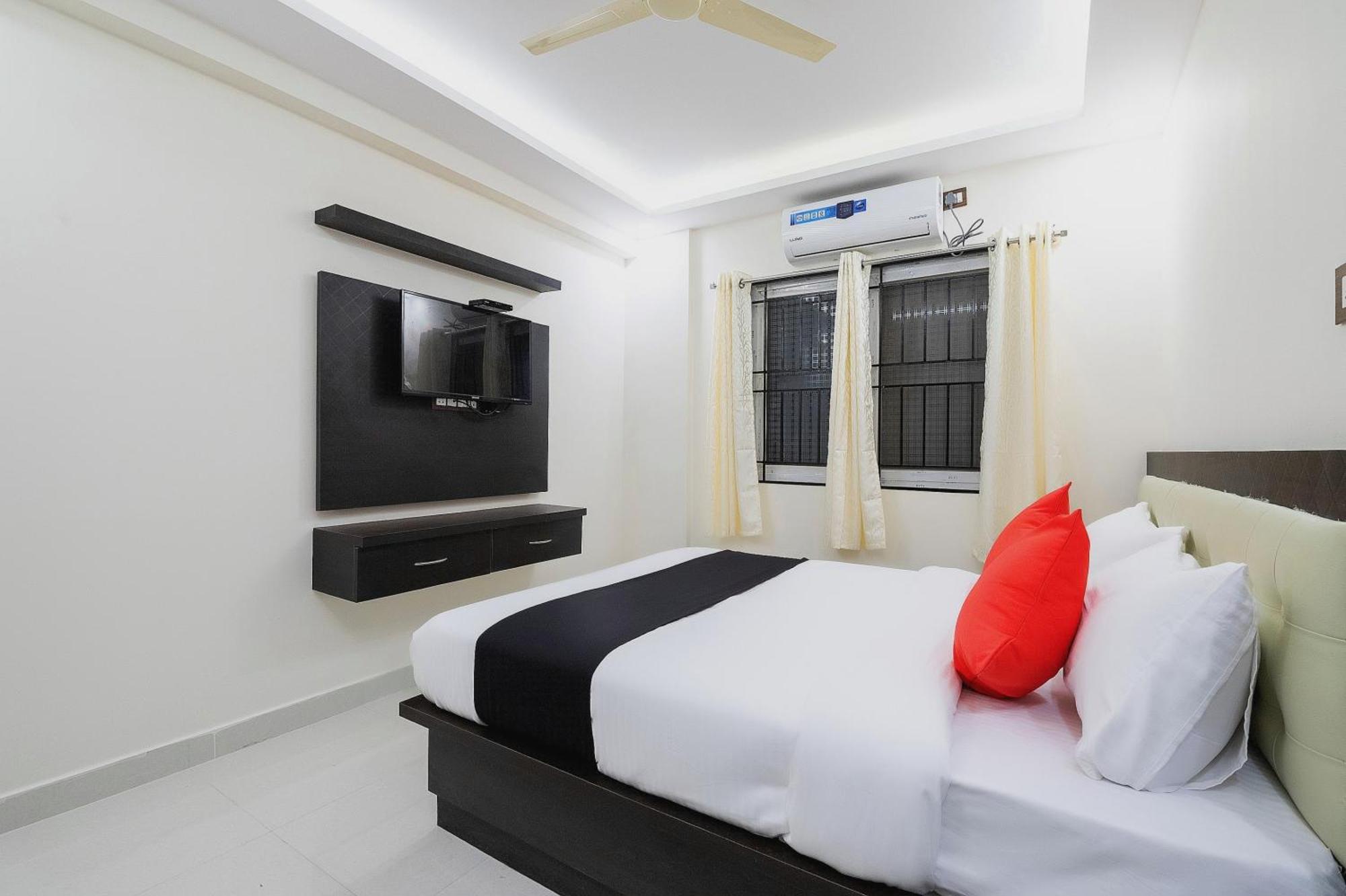 Capital O Regal Suites Bangalore Eksteriør bilde