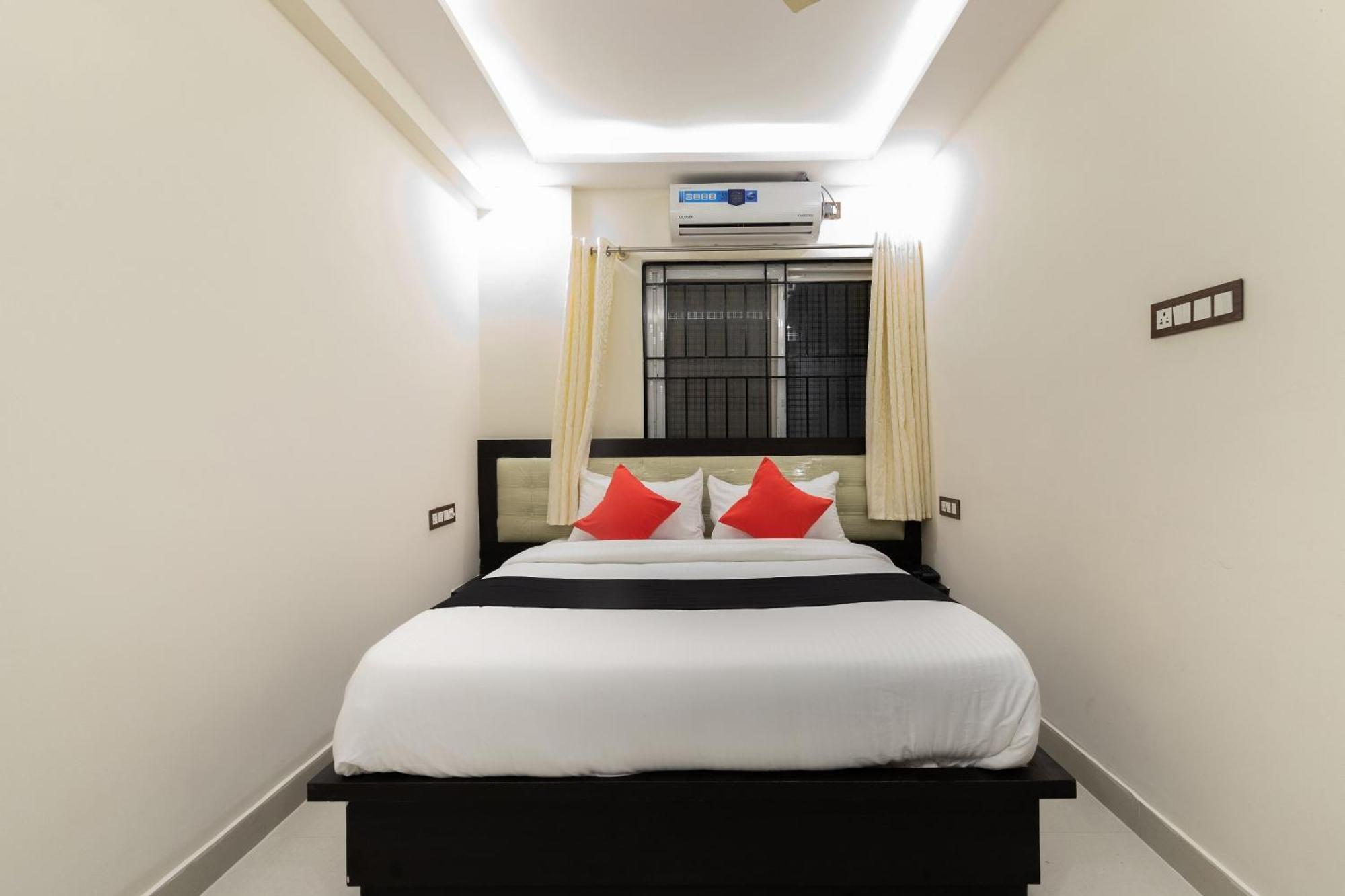 Capital O Regal Suites Bangalore Eksteriør bilde